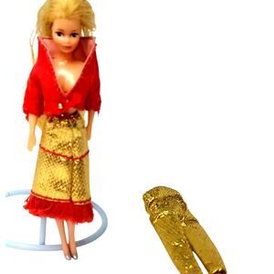 4.5"  Kenner's Tiny Vintage Glamour Gal Doll  With an Extra Jumpsuit